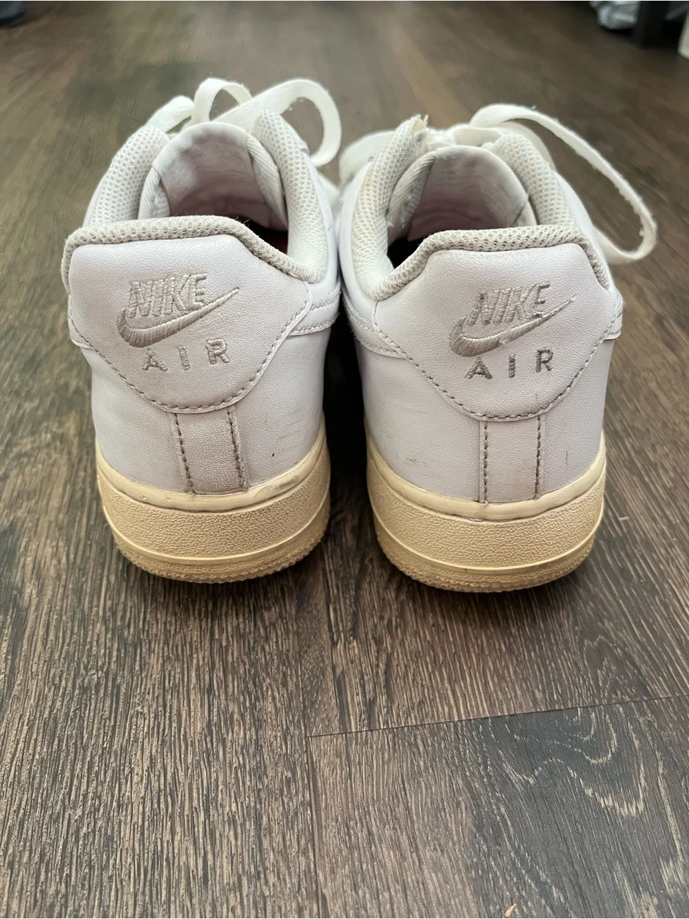 Nike Air Force 1 White Leather Sneakers Women’s Size 8 | Superfeet Insoles